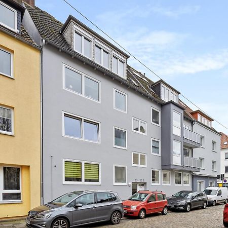 Amazing Apartment In Bremerhaven With Kitchen Exterior foto